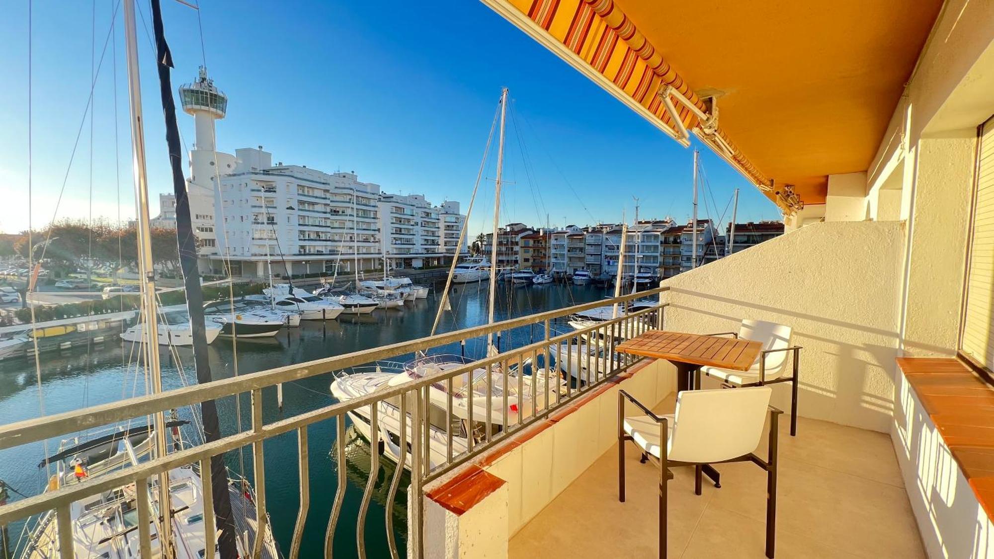 Estudio Frente Al Canal Con Terraza Empuriabrava Exteriér fotografie