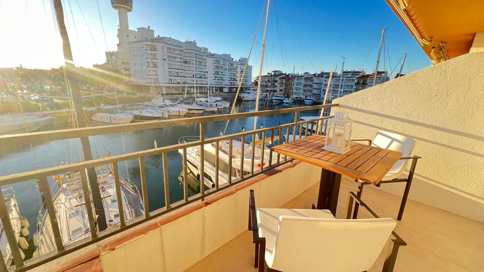 Estudio Frente Al Canal Con Terraza Empuriabrava Exteriér fotografie