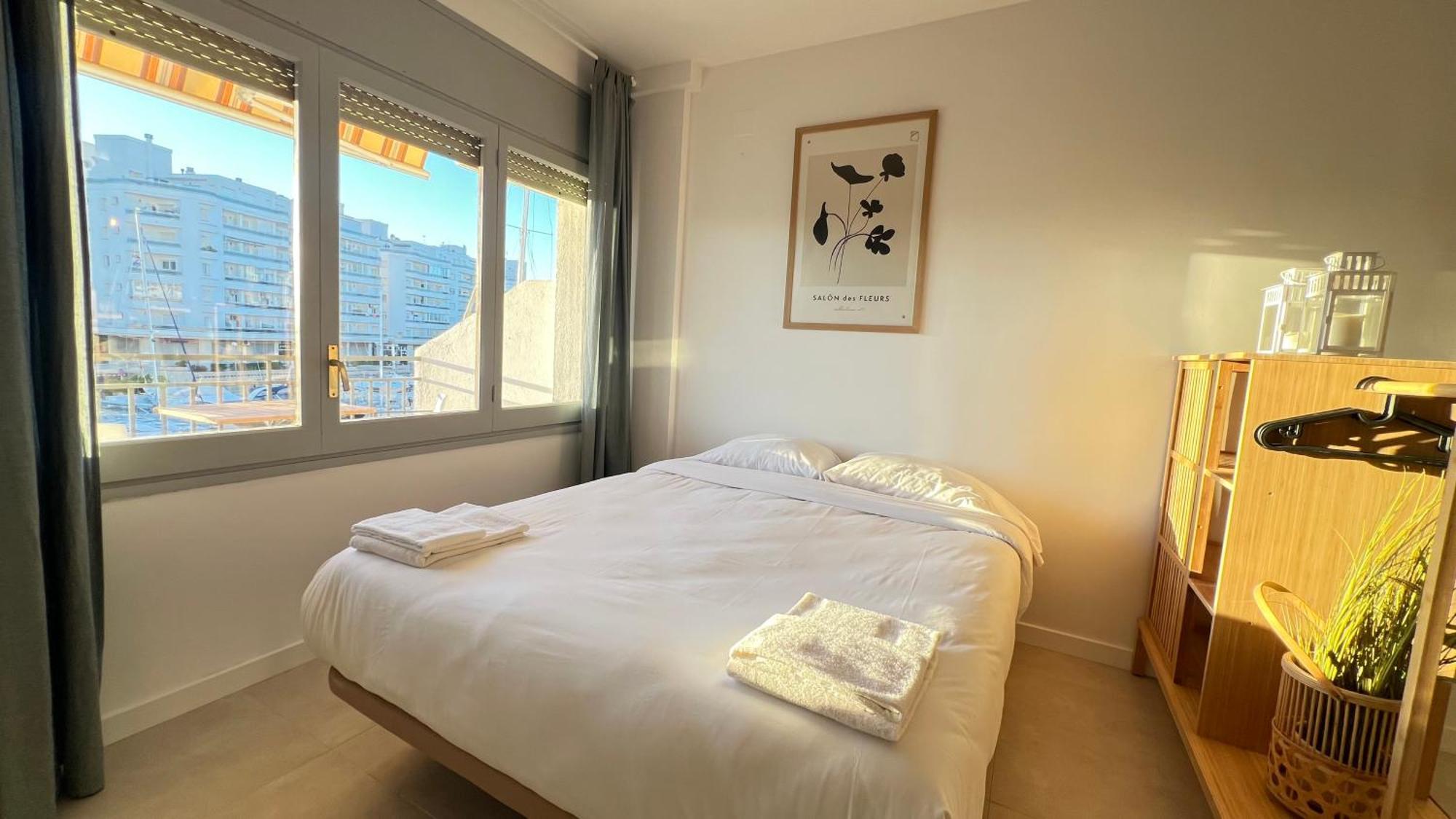Estudio Frente Al Canal Con Terraza Empuriabrava Exteriér fotografie