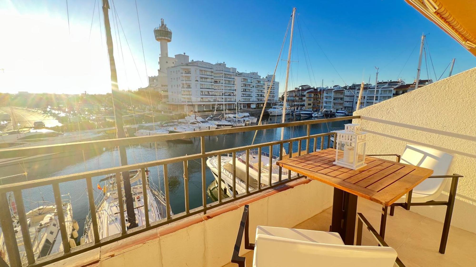 Estudio Frente Al Canal Con Terraza Empuriabrava Exteriér fotografie