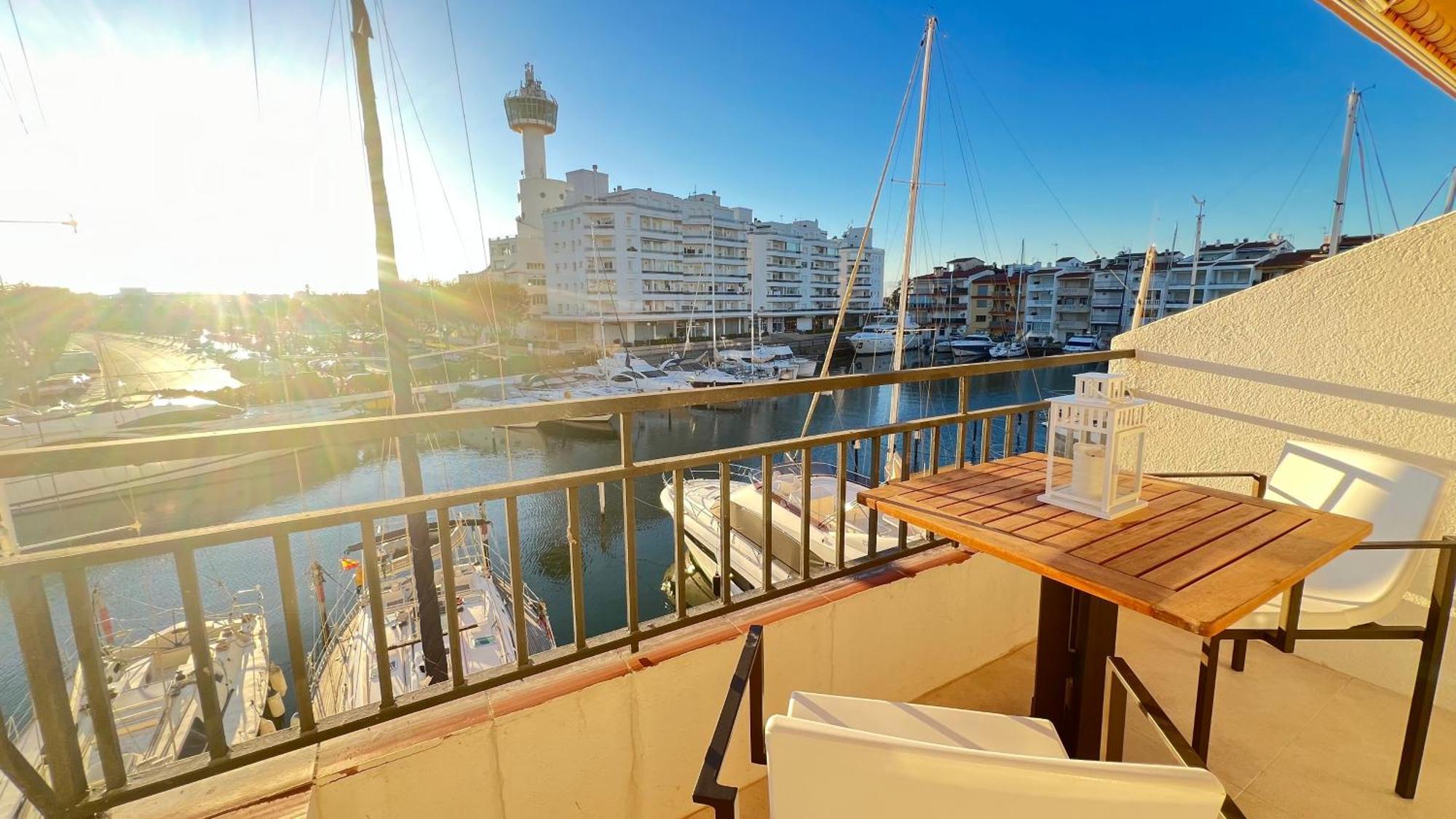 Estudio Frente Al Canal Con Terraza Empuriabrava Exteriér fotografie